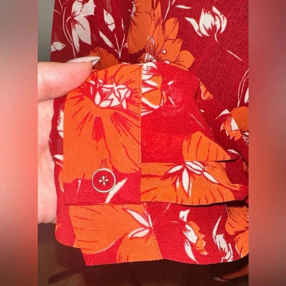 CABI Hothouse Floral Print Button-up Collar Blouse - Picture 4 of 6